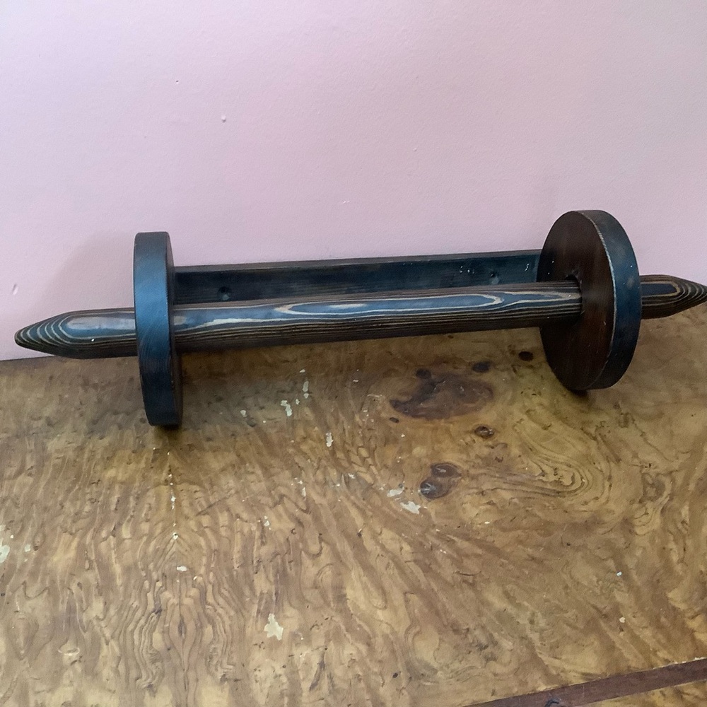 Vintage Dark Wood Wall Mount Paper Towel Holder Kitchen Spindle Rack Brown